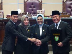 Gubernur Bersama Unsur Pimpinan DPRD Sumsel Tandatangani Nota Kesempakatan Perubahan KUA dan PPAS Ta 2023