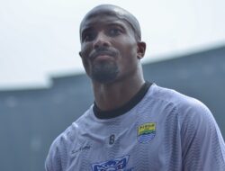 Pengalaman Pertama Gervane Kastaneer Lakoni Laga Persija Vs Persib