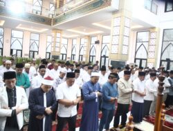 Perkuat Silaturahmi Bersama Forkopimda, HDCU Hadiri Safari Ramadhan di Masjid Ar-Ra’iyah DPRD Sumsel