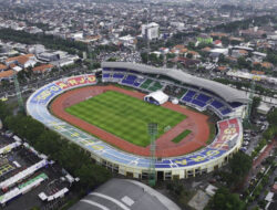Wujudkan Kebangkitan Sepak Bola Nasional, Presiden Prabowo Resmikan 17 Stadion Berstandar FIFA