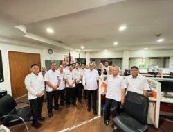 Sekda Sumsel Edward Candra Silaturahmi ke Kantor OPD Usai Libur Lebaran, Pastikan Pelayanan Publik Tetap Prima