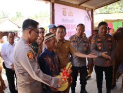 Lansia Tunanetra Terharu Dapat Rumah Layak dari Kapolda Sumsel