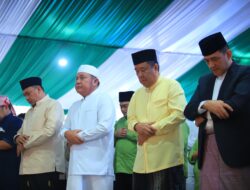 Gubernur Herman Deru Ajak Perkuat Keikhlasan dan Kepedulian Sosial saat Salat Iduladha di Griya Agung