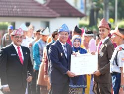 Cik Ujang Tekankan Peningkatan Kualitas Pendidikan pada Upacara Hardiknas 2026