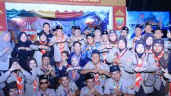 Cik Ujang Terima Lencana Melati pada Ulang Janji Hari Pramuka ke-65 di Cibubur