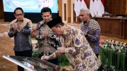 Menteri Nusron Wahid: Sinergi Tiga Pilar Jadi Kunci Percepatan Peralihan Hak Terintegrasi 10 Hari